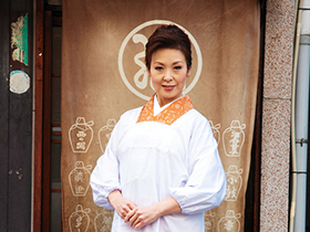 艶姿日本のお女将さん　８時間　サンプル画像20